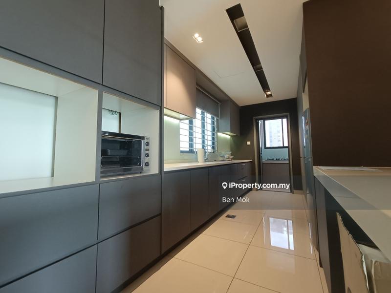 For Sale - Palace Court (Sri Istana)