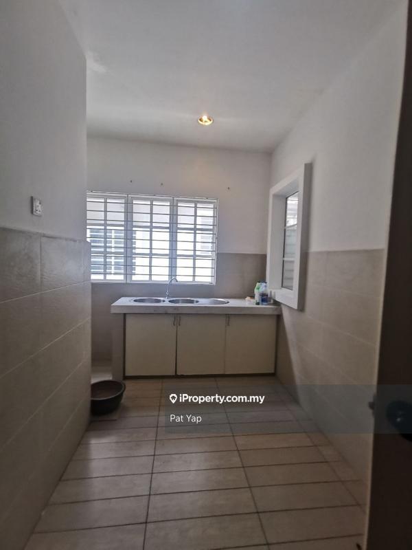 Rumah Berangkai 2.5 Tingkat untuk Dijual di Kota Kemuning, Shah Alam oleh Pat Yap - iProperty.com.my