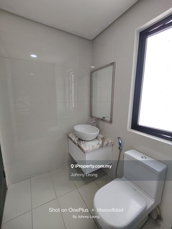 Service Residence for Sale in Centrus Soho by Johnny Leong - iProperty.com.my