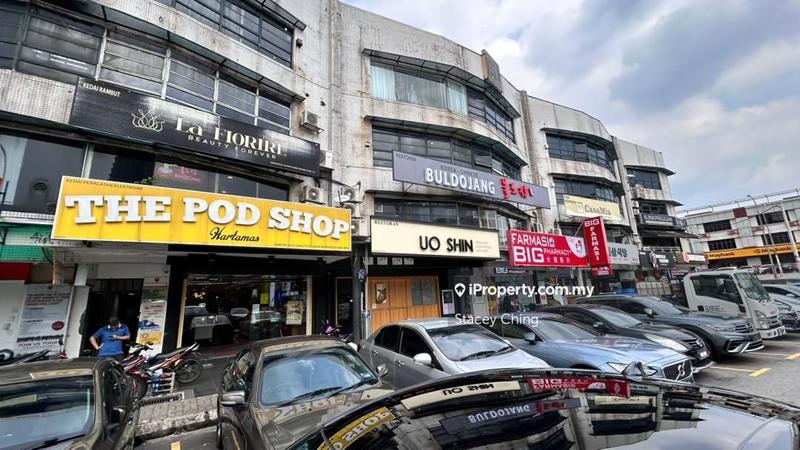 For Rent - Extra Long 22x90ft, Limited GF shoplot, Desa Sri Hartamas