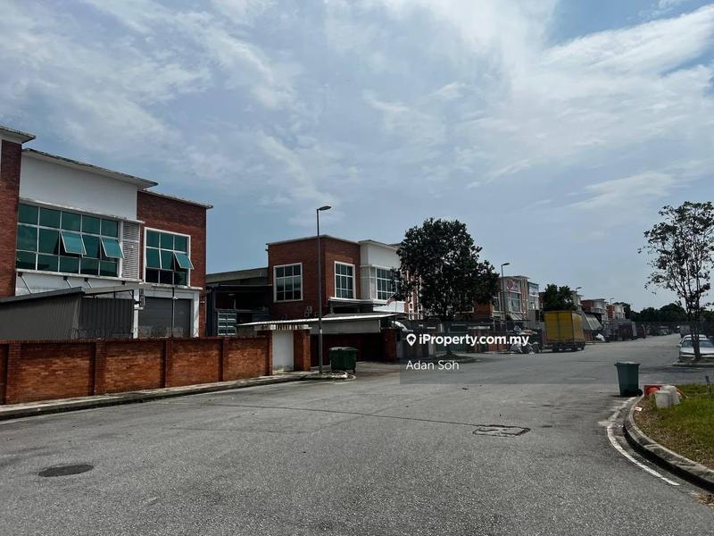 Kilang Berkembar untuk Dijual di Rawang Corporate Industrial Park, Rawang oleh Adan Soh - iProperty.com.my
