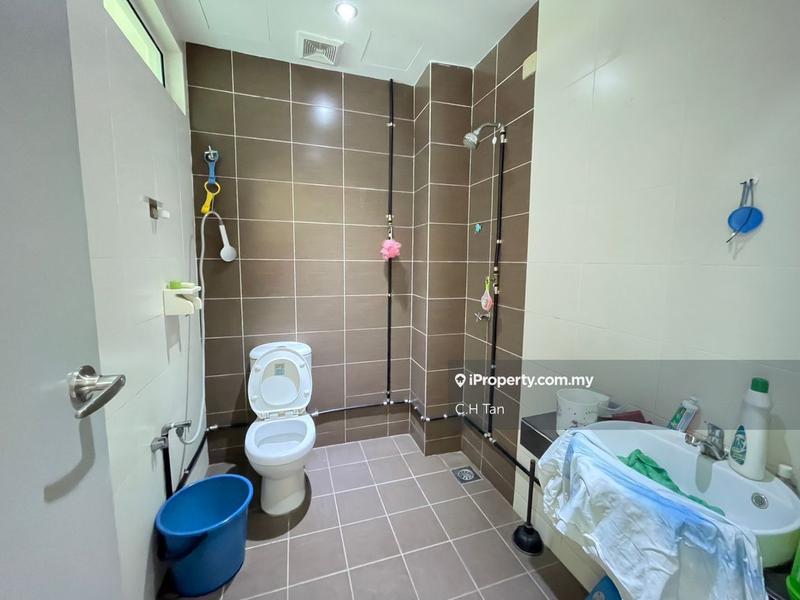 Rumah Teres 3-Tingkat untuk Dijual di New Green Park, Rawang oleh C.H Tan - iProperty.com.my