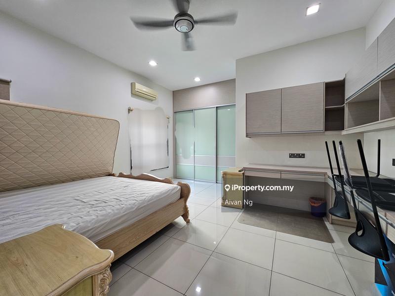 Rumah Berkembar untuk Dijual di Wira Heights, Bandar Sungai Long oleh Aivan Ng - iProperty.com.my