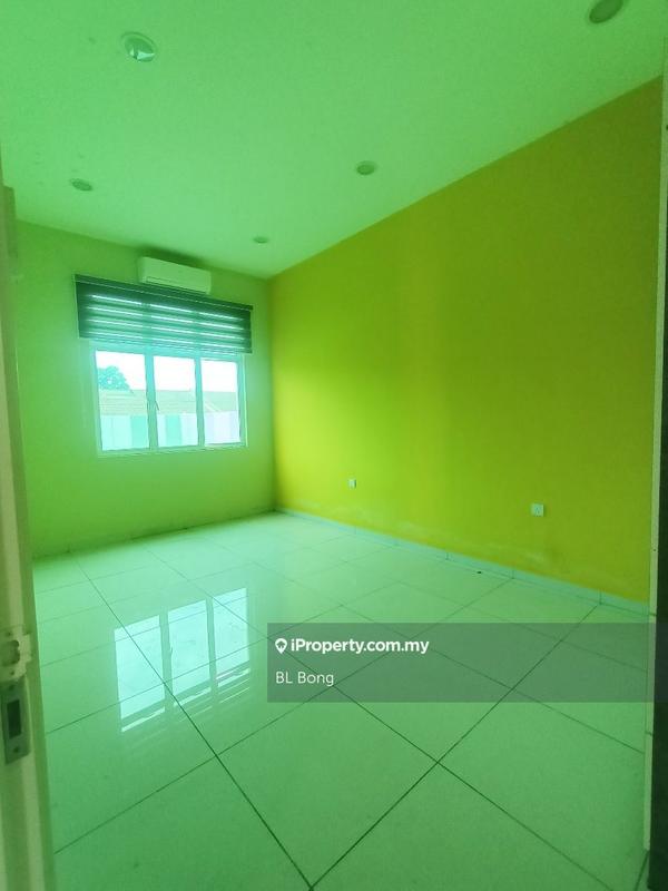 Rumah Berkembar untuk Dijual di Taman Saujana Height, Bukit Katil oleh BL Bong - iProperty.com.my