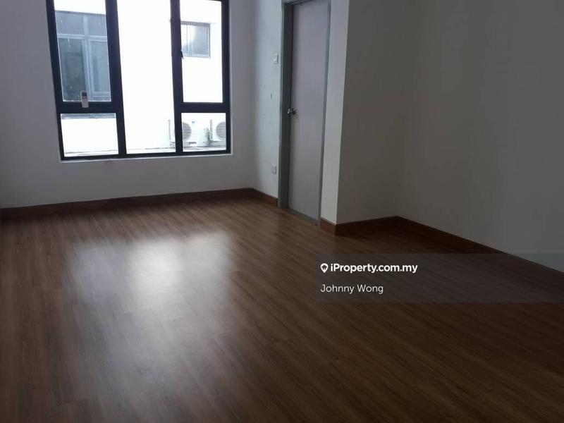 Rumah Berkembar untuk Dijual di Usj 1, Subang Jaya oleh Johnny Wong - iProperty.com.my