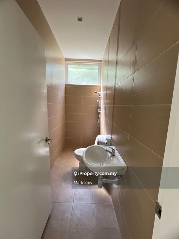 Bungalow House for Sale in Batu Ferringhi, Penang by Mark Saw - iProperty.com.my