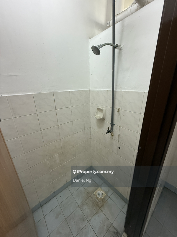 Apartment for Sale in Putra Permai Block B by Daniel Ng - iProperty.com.my
