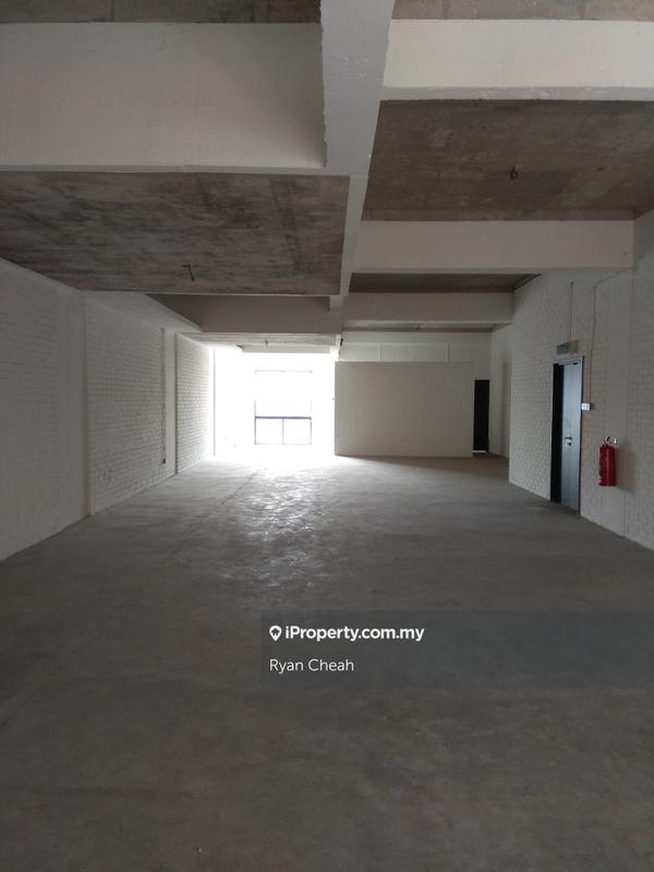 For Sale - T6 Light Grey