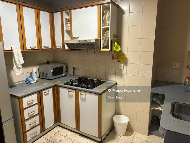 For Sale - Villa Puteri