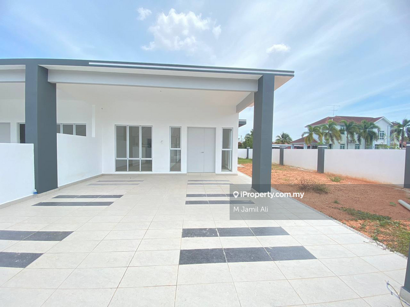 1-storey Terraced House for Sale in Taman Desa Cemerlang, Batu Pahat by M Jamil Ali - iProperty.com.my