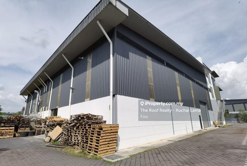 For Rent - 3 Storey Ijok Nouvelle Kota Puteri Semi-D Factory