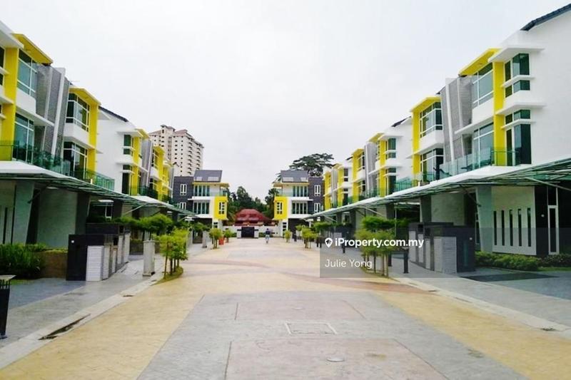 Semi-Detached House for Sale in Laman Damaisari @ Mont Kiara, Kuala Lumpur by Julie Yong - iProperty.com.my