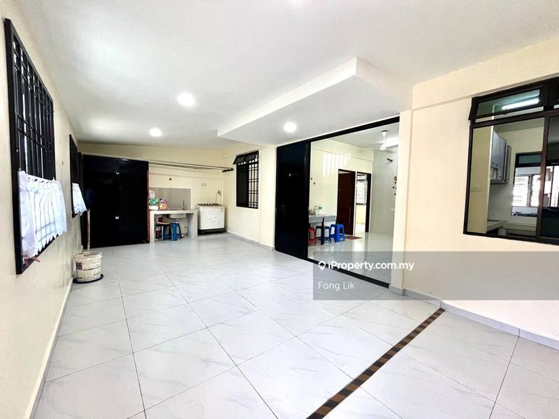 For Rent - Flat Taman Perling