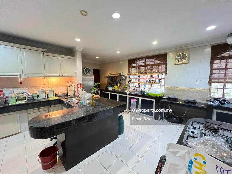 Bungalow House for Sale in Kota Damansara, Selangor by Ethan Swe - iProperty.com.my
