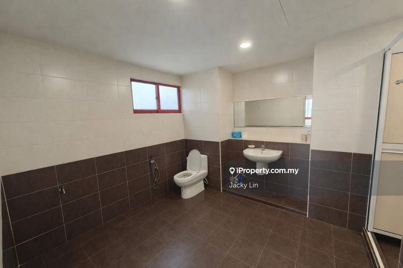 Condominium for Sale in Summer Villa by Jacky Lin - iProperty.com.my