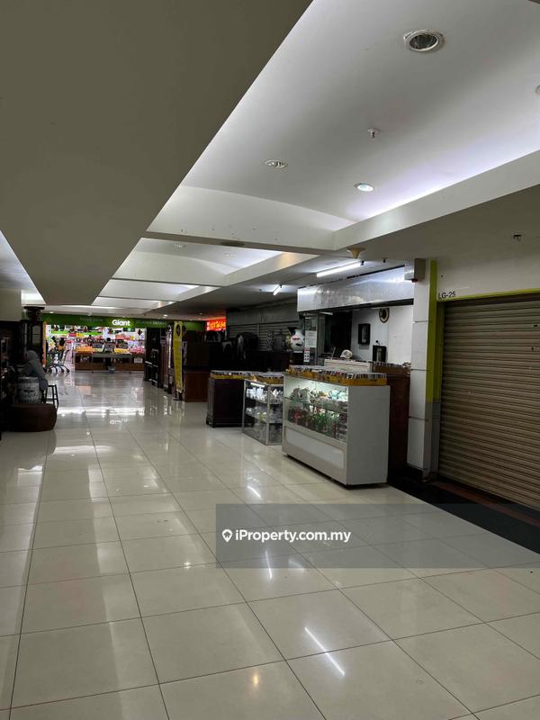 For Rent - Amcorp Mall