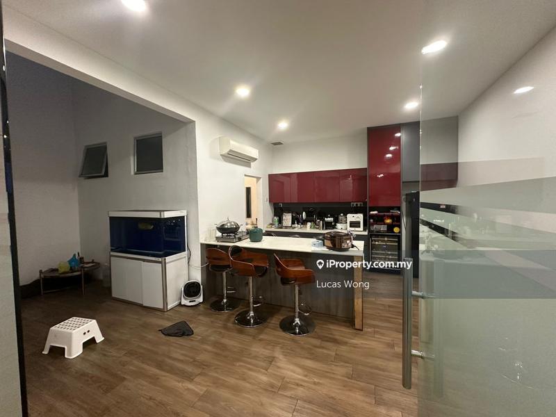 Kilang Berkembar untuk Dijual di Seri Kembangan, Kajang, Sungai Besi, Puchong, Balakong oleh Lucas Wong - iProperty.com.my