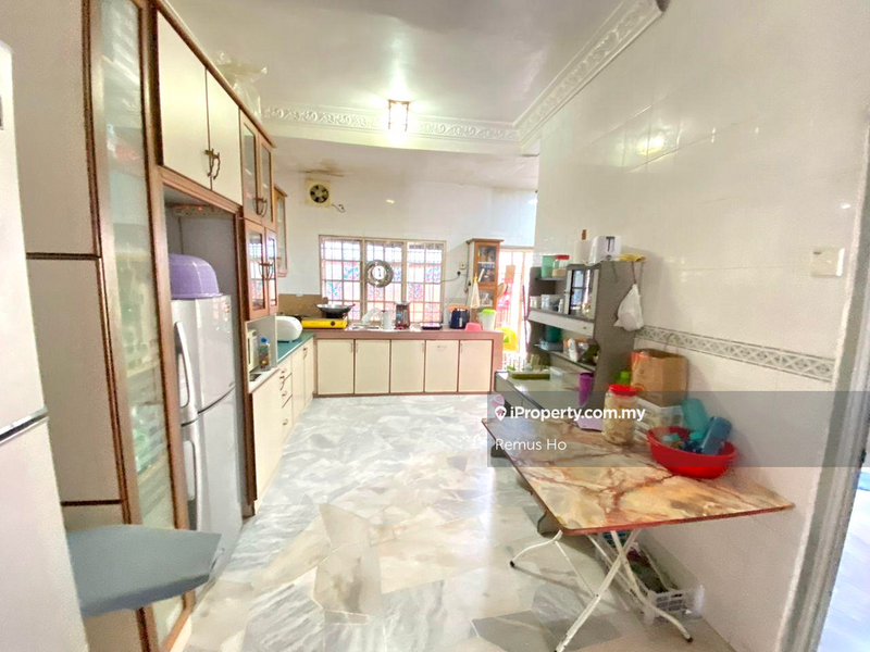 Rumah Teres untuk Dijual di Batu 9, Cheras oleh Remus Ho - iProperty.com.my