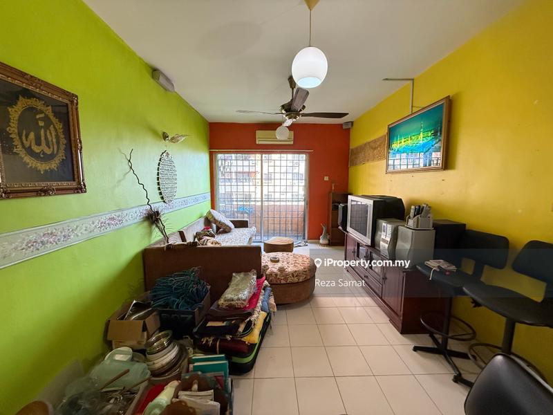 Pangsapuri untuk Dijual di Pelangi Heights oleh Reza Samat - iProperty.com.my