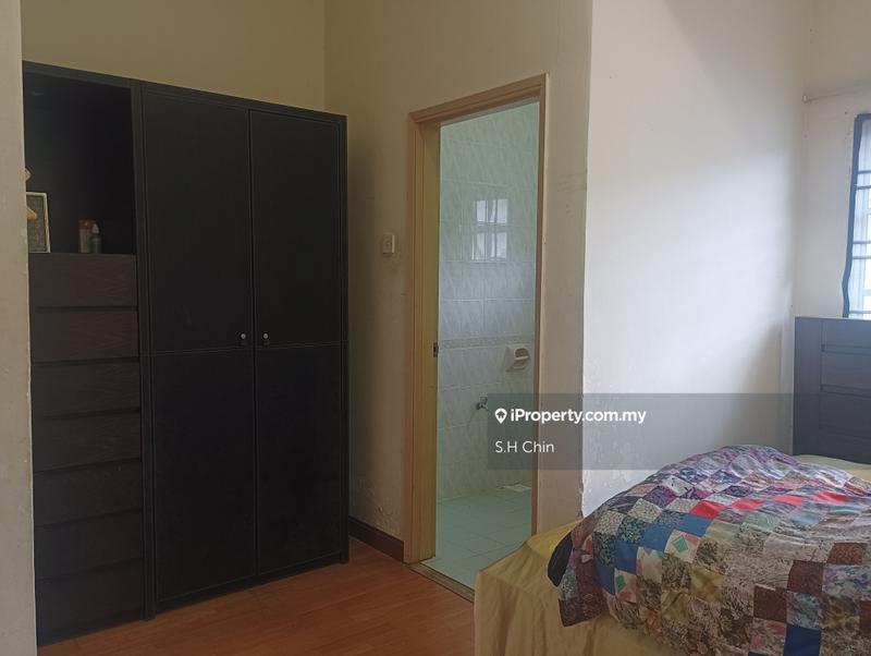 Rumah Berangkai 2 Tingkat untuk Dijual di Bukit Jelutong, Shah Alam oleh S.H Chin - iProperty.com.my