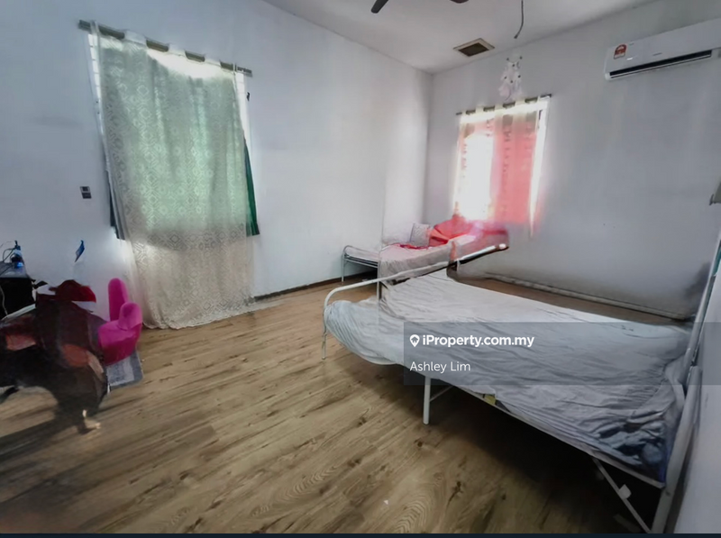 Rumah Berkembar untuk Dijual di Taman Emas, Dengkil oleh Ashley Lim - iProperty.com.my