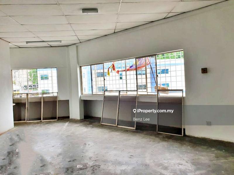 Terrace Factory for Sale in Taman Industri Bolton, Batu Caves by Benz Lee - iProperty.com.my