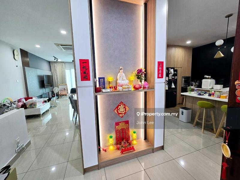 Rumah Berangkai 1.5 Tingkat untuk Dijual di Taman Bukit Serdang, Seri Kembangan oleh John Lee - iProperty.com.my