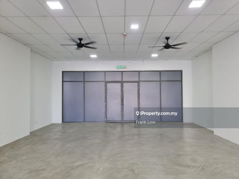 For Rent - SEASONS GARDEN (RETAIL SHOP)