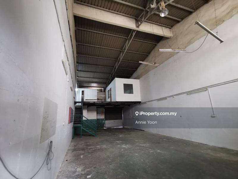 Kilang Teres untuk Dijual di 74bzg, Cheras oleh Annie Yoon - iProperty.com.my