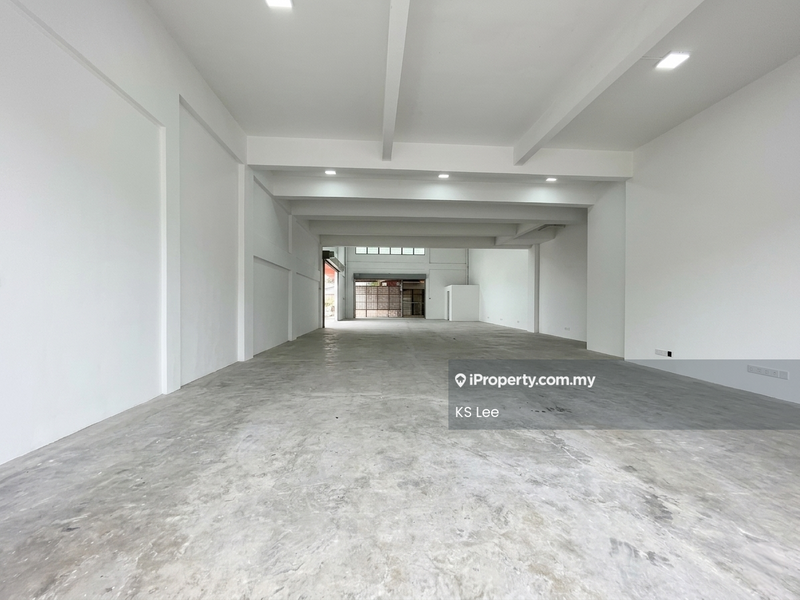Semi-D Factory untuk Dijual di Taman Taming Jaya, Balakong oleh KS Lee - Interior - iProperty.com.my