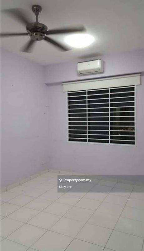 Service Residence for Sale in Jentayu Residensi @ Tampoi by Kkay Lee - iProperty.com.my