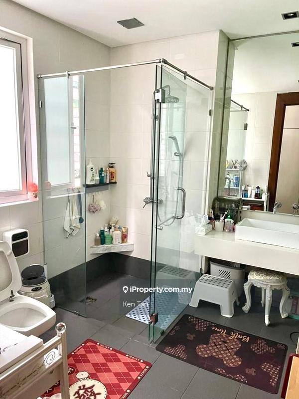 Bungalow House untuk Dijual di Country Heights Damansara, Kuala Lumpur oleh Ken Tan - iProperty.com.my