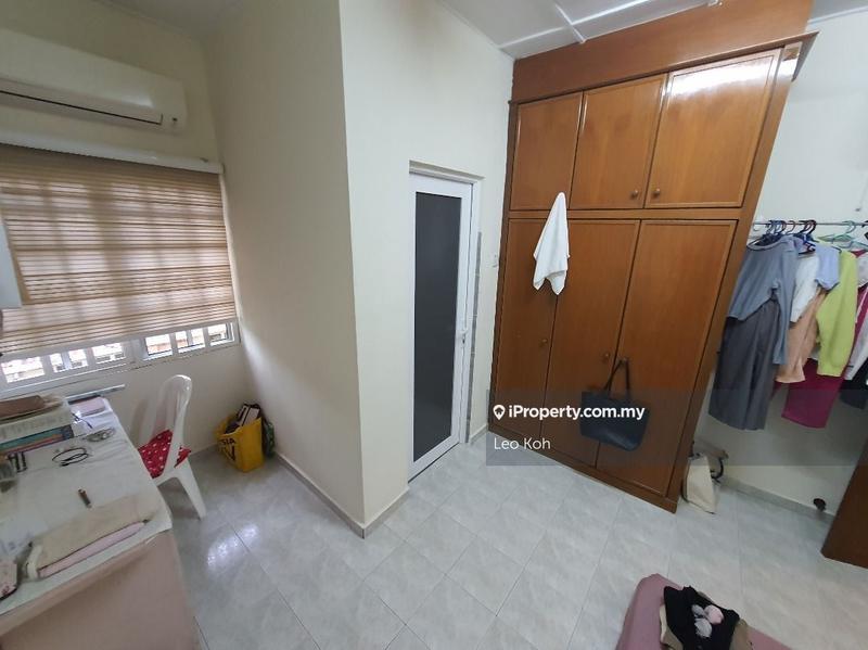 Rumah Berangkai 2 Tingkat untuk Dijual di Taman Serdang Raya, Seri Kembangan oleh Leo Koh - iProperty.com.my