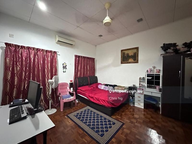 Rumah Berangkai 2 Tingkat untuk Dijual di Taman Pinggiran Usj, Subang Jaya oleh Chris Ng - iProperty.com.my