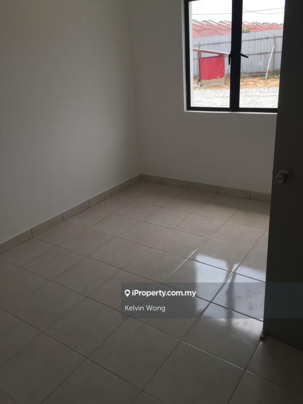Rumah Berangkai 1 Tingkat untuk Dijual di Pulau Indah, Klang oleh Kelvin Wong - iProperty.com.my
