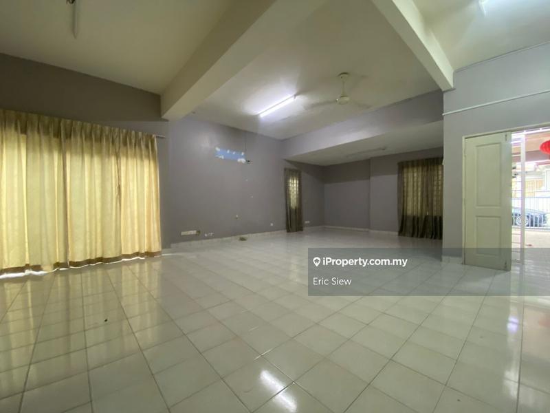 Rumah Berkembar untuk Dijual di Sungai Long, Bandar Sungai Long oleh Eric Siew - iProperty.com.my