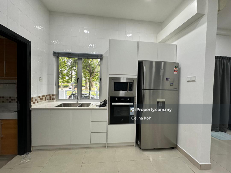 3-storey Terraced House for Sale in Valencia, Sungai Buloh by Celina Koh - iProperty.com.my