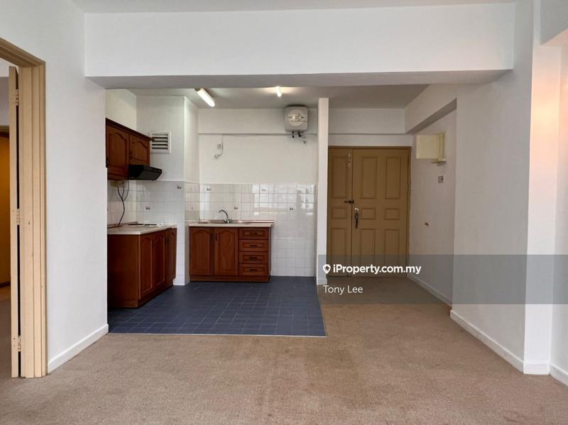 For Sale - Golden Hills Resort (Amber Court Apartment)