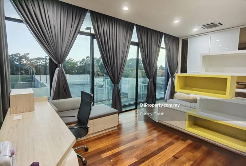 Semi-Detached House for Sale in Lake Edge, Puchong by Carrey Chiah - iProperty.com.my