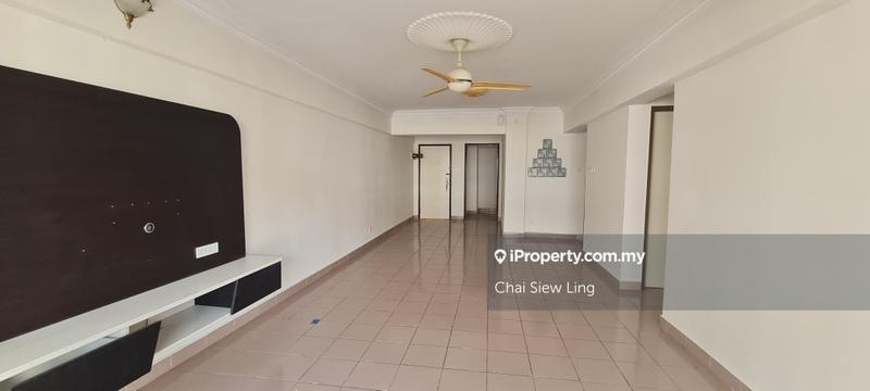 For Sale - Segar Apartments