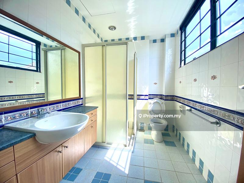 Bungalow House for Sale in Lakeview Saujana @ Saujana Golf, Saujana by Ken Tan - iProperty.com.my