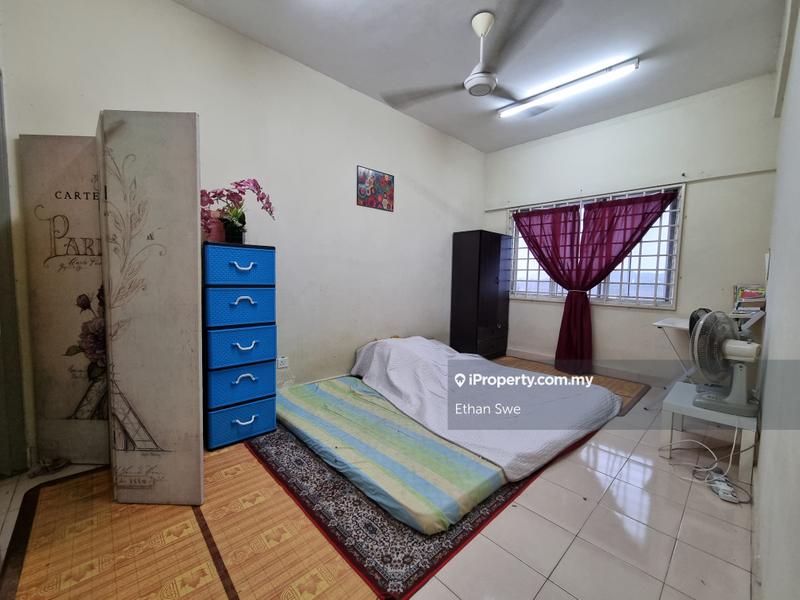 Apartment for Sale in Seri Atria Apartment by Ethan Swe - iProperty.com.my