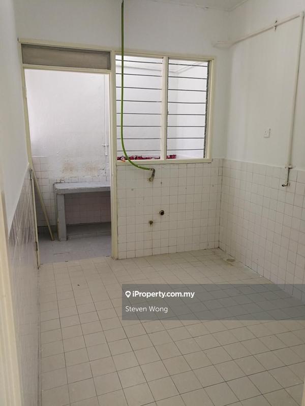Flat for Sale in Happy Garden Flat by Steven Wong - iProperty.com.my