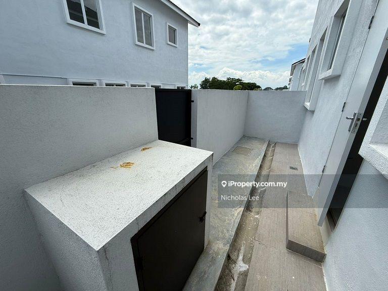 Rumah Berangkai 2 Tingkat untuk Dijual di Taman Metro Maya, Batu Gajah oleh Nicholas Lee - iProperty.com.my