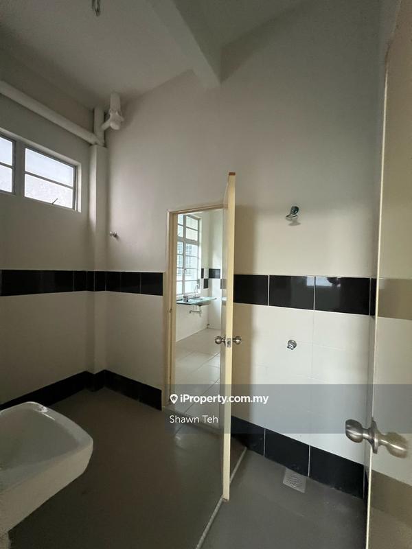 Semi-Detached House for Sale in Taman Limbongan Jaya, Klebang by Shawn Teh - iProperty.com.my