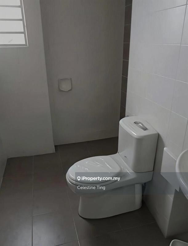 Rumah Berkembar untuk Dijual di Taman Tasik Semenyih, Semenyih oleh Celestine Ting - iProperty.com.my