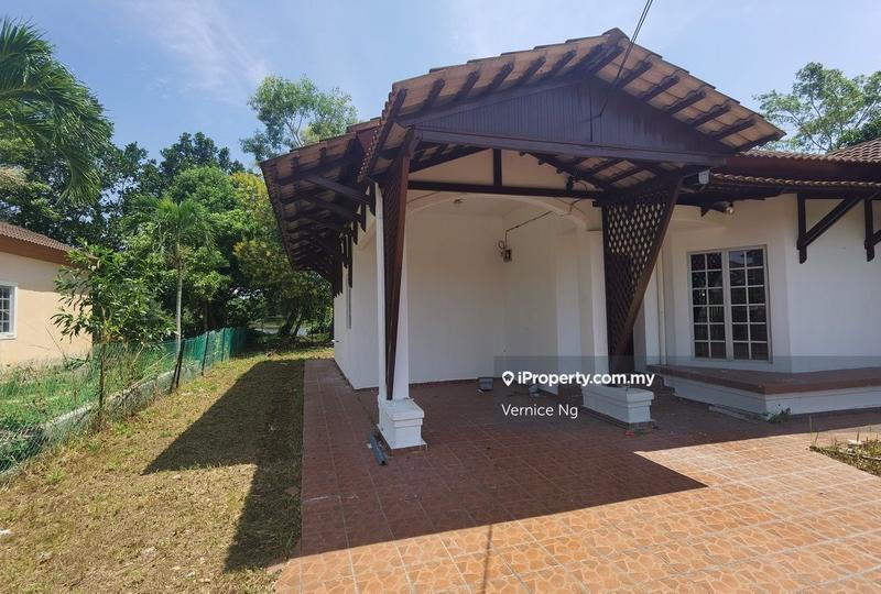 Banglo untuk Dijual di Pantai Sepang Putra, Sepang oleh Vernice Ng - iProperty.com.my