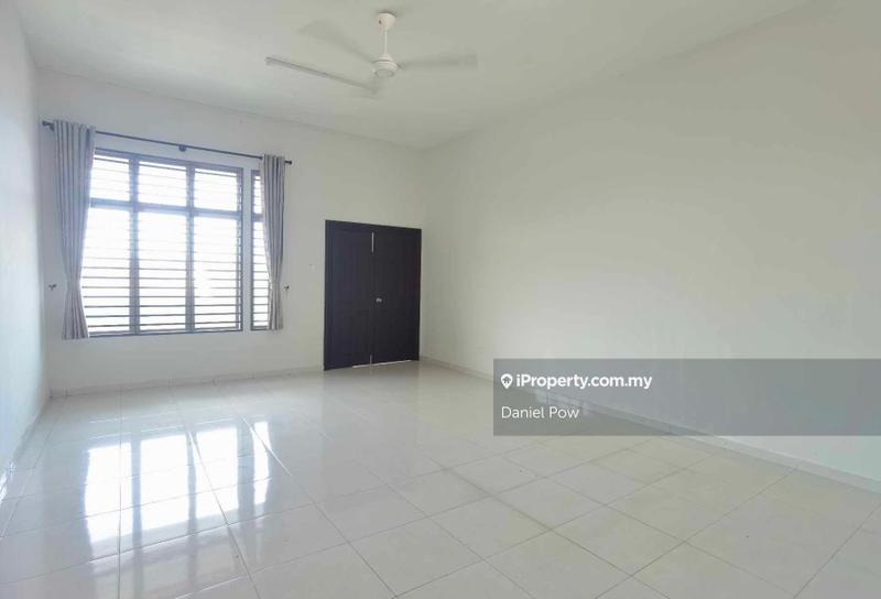 Rumah Berangkai 2 Tingkat untuk Disewa di Taman Desa Cheng Perdana 1, Cheng oleh Daniel Pow - iProperty.com.my