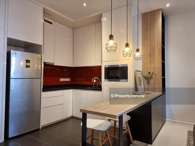 For Rent - Arcoris SOHO