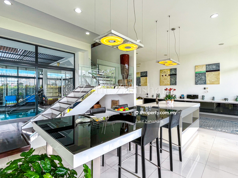 Banglo untuk Dijual di Serdang, Seri Kembangan oleh Zarif Zahisham - iProperty.com.my